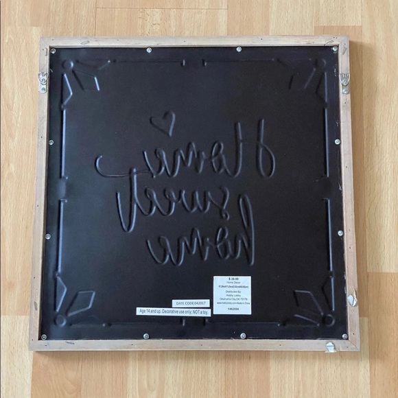 Farmhouse wall decor - Picture 3 of 4